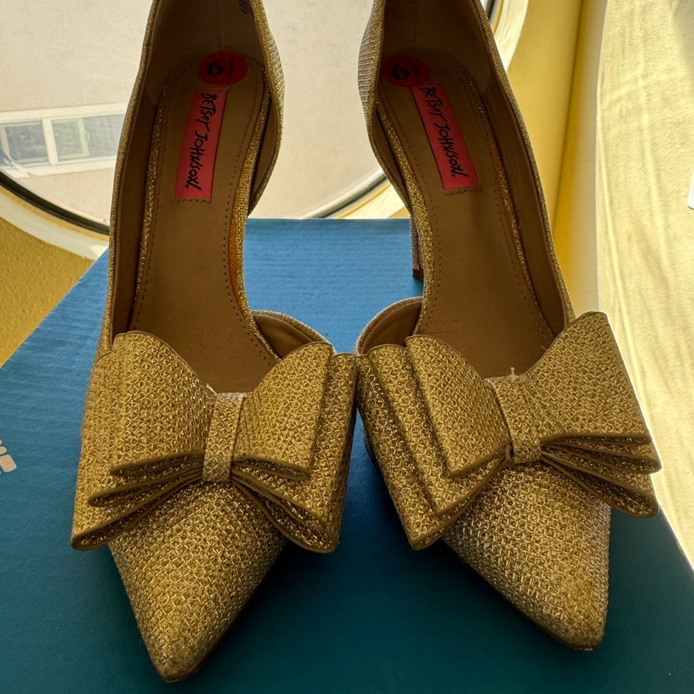 Betsey Johnson Glittering Gold Bow Heels